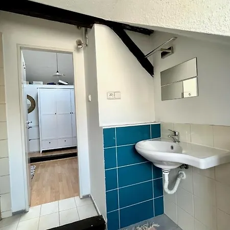 Appartement 2 Bedrooms Close To Palmovka